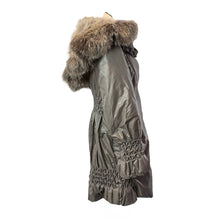 Load image into Gallery viewer, Ermanno Scervino Pleated Nylon Coat with Real Fur Collar size 38