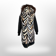 Load image into Gallery viewer, Intuition Mink Fur-Lined Reversible Parka size 34/4