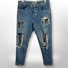 Load image into Gallery viewer, Top Shop “Hayden” Jeans size 28W 30L