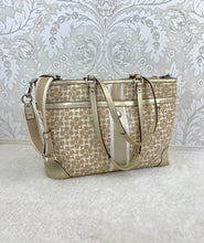 Load image into Gallery viewer, Coach Chelsea Heritage Stripe Signature Tote