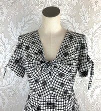 Load image into Gallery viewer, Kourt Gingham Dress W/Tie S/S size S
