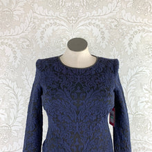 Load image into Gallery viewer, Vince Camuto L/S Dress size 8