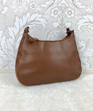 Load image into Gallery viewer, Coach Shoulder Bag size S
