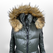 Load image into Gallery viewer, S13 Hooded Down Coat W/Faux Fur Trim size M