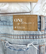 Load image into Gallery viewer, One Teaspoon Low Waist Medium Rise “Bonitas” Shorts size 29