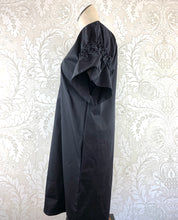 Load image into Gallery viewer, Cos Dramatic Sleeve Balloon Dress size 4