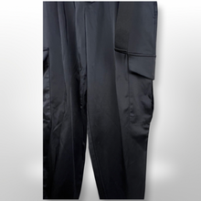 Load image into Gallery viewer, Zara Sateen Cargo Pant size XS