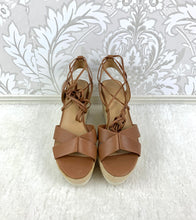 Load image into Gallery viewer, Aldo “Joella” Wedged Sandals size 7
