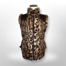 Load image into Gallery viewer, Jocelyn Reversible Rabbit Fur Vest size XS