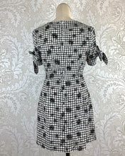 Load image into Gallery viewer, Kourt Gingham Dress W/Tie S/S size S