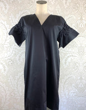 Load image into Gallery viewer, Cos Dramatic Sleeve Balloon Dress size 4