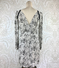 Load image into Gallery viewer, Kova & T Printed L/S Dress size 6