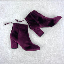 Load image into Gallery viewer, Steve Madden “Cynthiav” Velvet Boots size 9.5”
