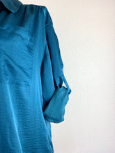 Load image into Gallery viewer, Joe Fresh Half Button L/S Sateen Dress size XL
