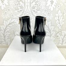 Load image into Gallery viewer, Lanvin Booties size 38.5
