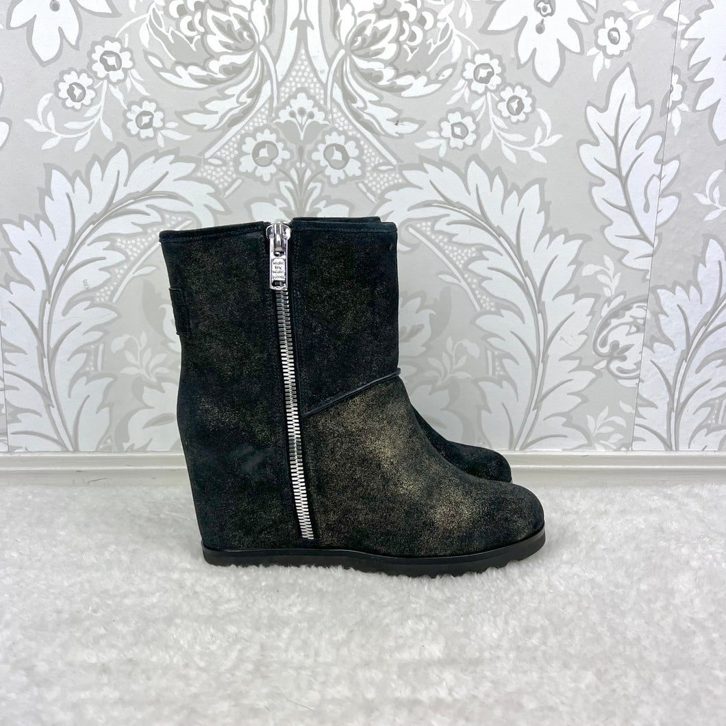 Marc by Marc Jacobs “Harper” Wedged Boot size 7.5