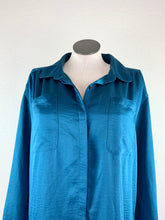 Load image into Gallery viewer, Joe Fresh Half Button L/S Sateen Dress size XL
