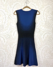 Load image into Gallery viewer, Ohne Titel Sleeveless Knit Dress size S
